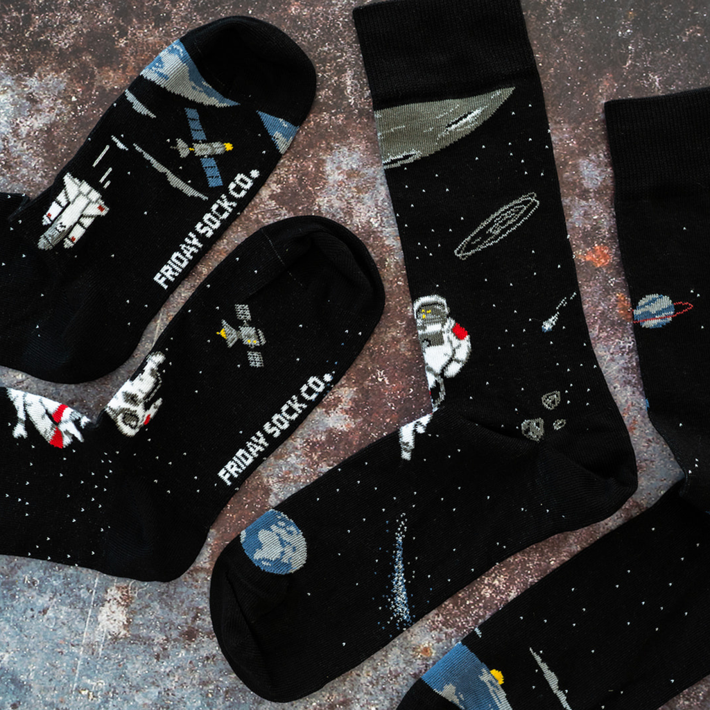 Friday Sock Co. - Men's Space Scene Mid-Calf Socks - Out of this World Gift
