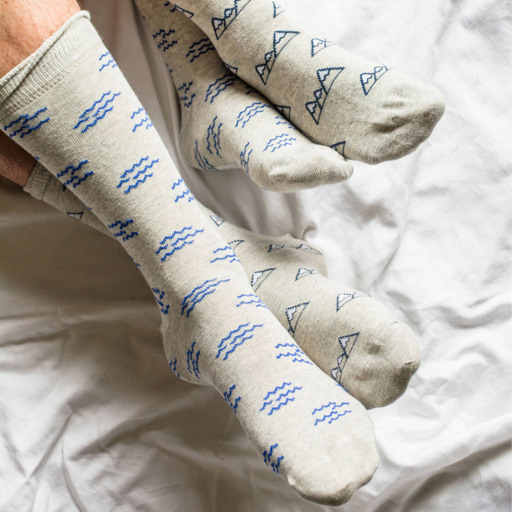 Friday Sock Co. - Men’s Mountains & Waves Mid-Calf Socks - Novelty Sock