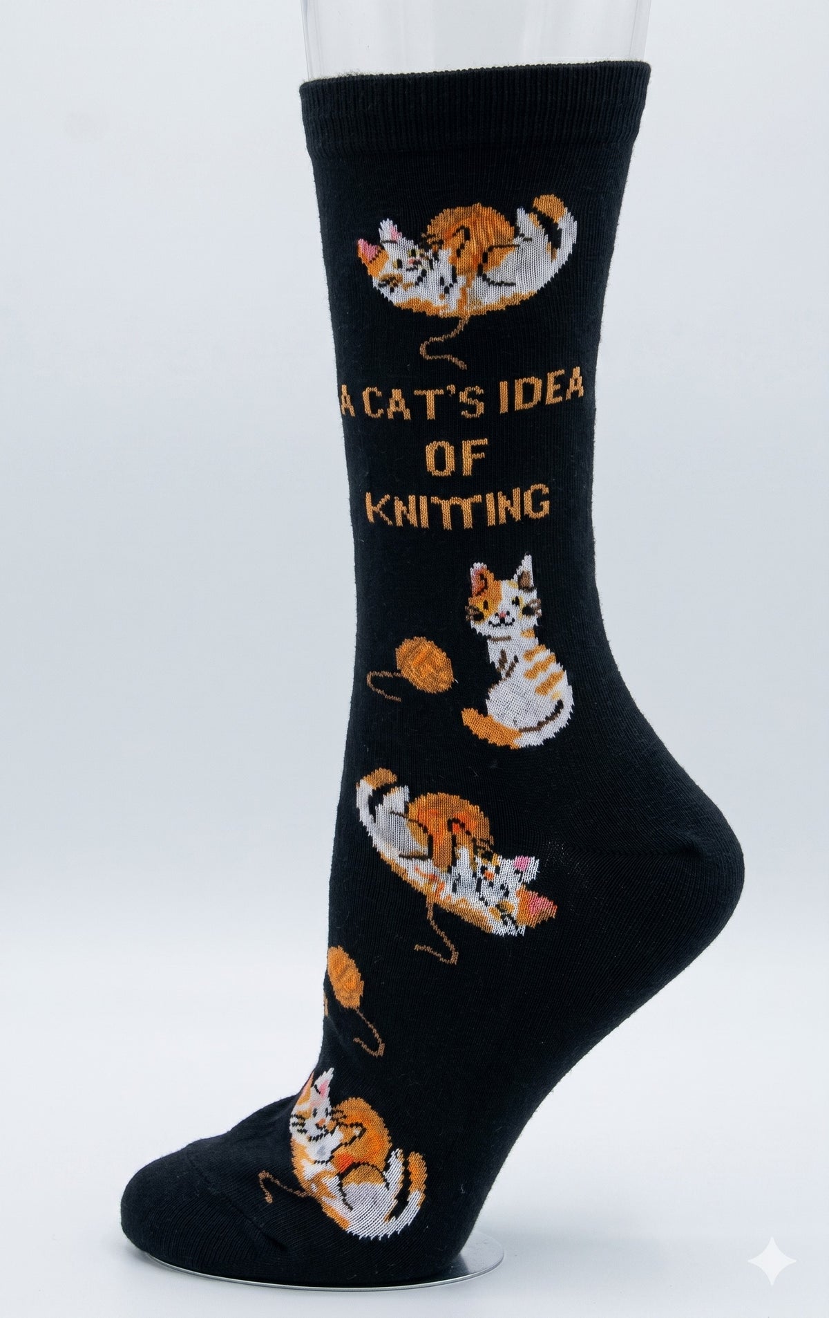 CRAZY TOES - LADIES - CAT WITH YARN Crew Socks