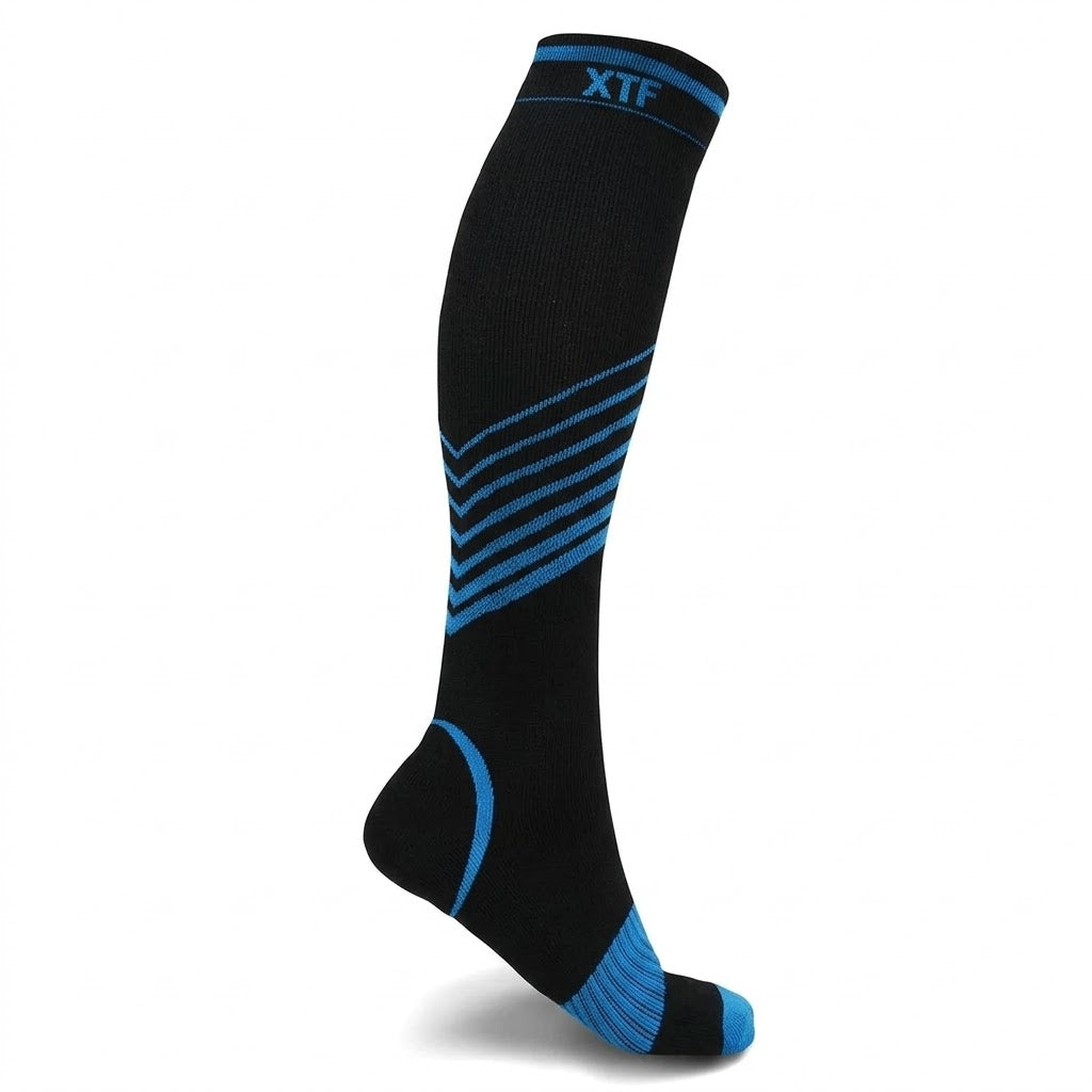 Extreme Fit - V-STRIPED KNEE HIGH - Men's - L/XL