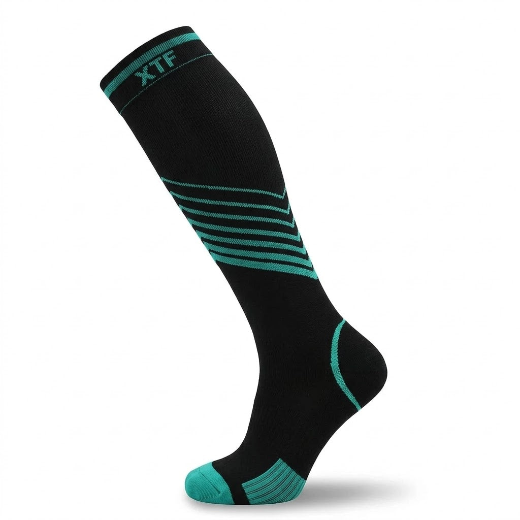 Extreme Fit - V-STRIPED KNEE HIGH - Men's - L/XL