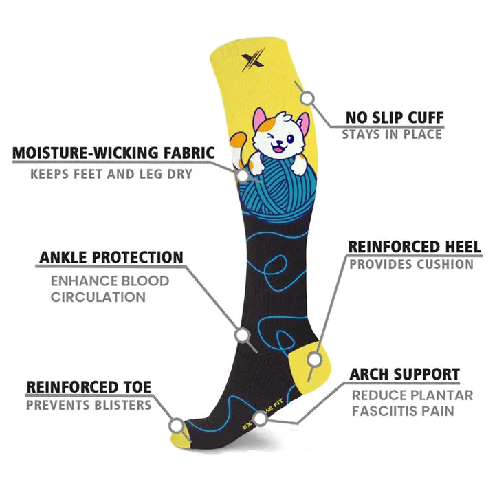 Extreme Fit - WOMEN'S - COMPRESSION Socks - CAT ON A YARN